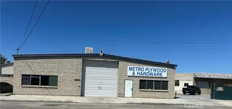 Lancaster Commercial Buildings For Sale