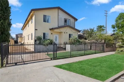 Townhome-Style Duplex with Garages