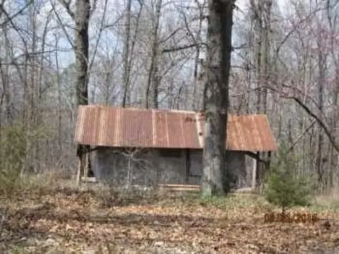 Wooded Lot Near Beaver Lake