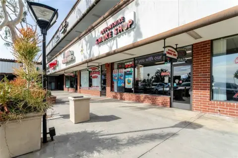 Chatsworth Retail Business Opportunity