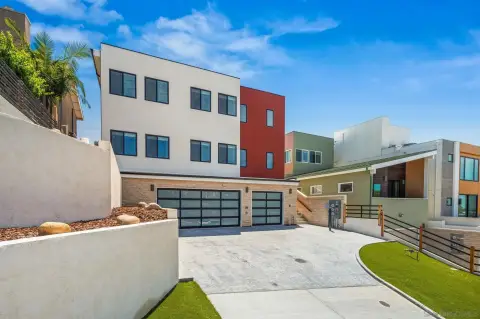 Luxury Coastal Multi-Unit Income Property