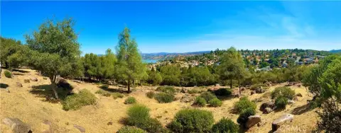 Kelseyville Double Lot with Lake Views