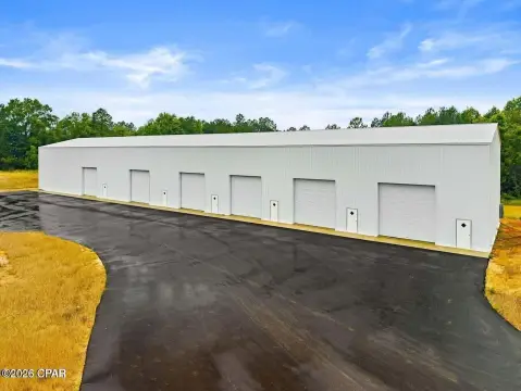 New Flex Warehouse with Roll-Up Doors