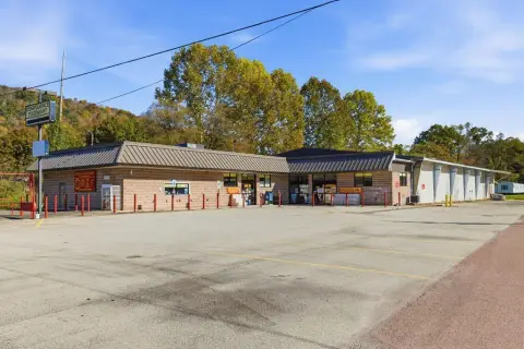 Grocery Store with Equipment