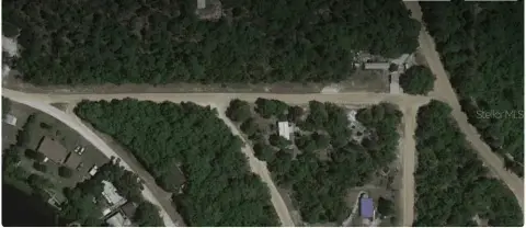 Oversized Lot in Interlachen, FL
