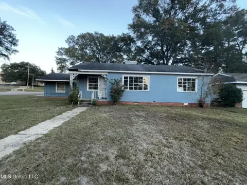 Spacious Jackson Home Near University