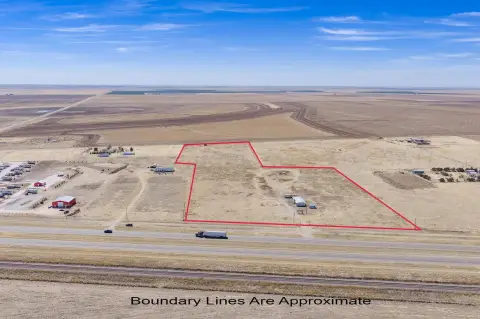 16 Acres on U.S. Highway