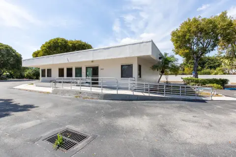 Boynton Beach Medical/Professional Building