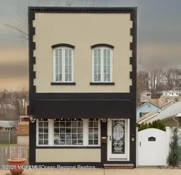 Mixed-Use Storefront Building