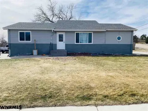 Gering Duplex with Rental History