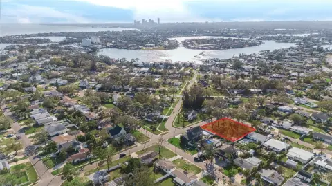 Large Lot in Shore Acres