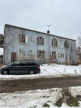 Beach City Duplex Auction