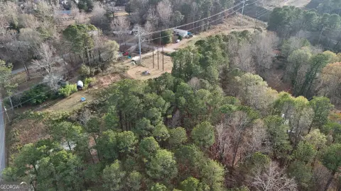 Lake-Adjacent Lot in Acworth, GA