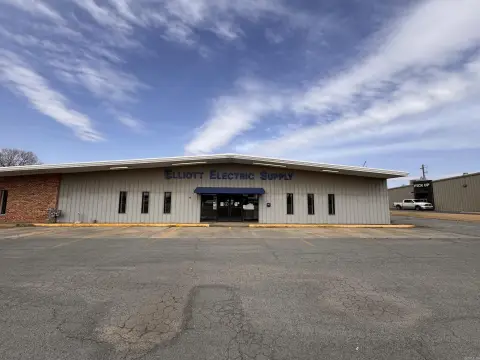 Flex Space with Showroom
