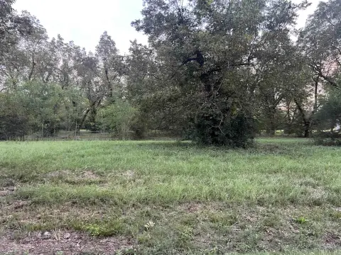 Residential Lot in Pine Bluff