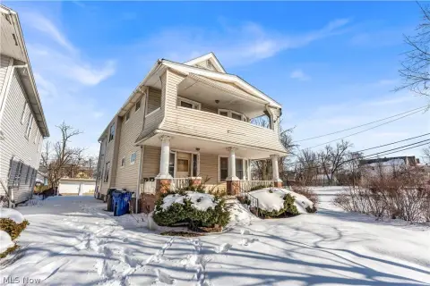 Spacious Duplex in Cleveland, OH