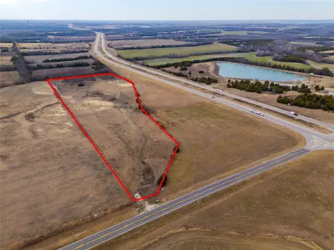 Unrestricted Commercial Land Tract