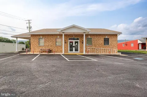 Medical Office with Drive-Through
