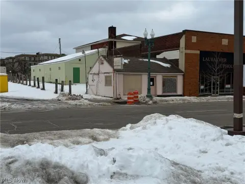 Flex Space with Warehouse