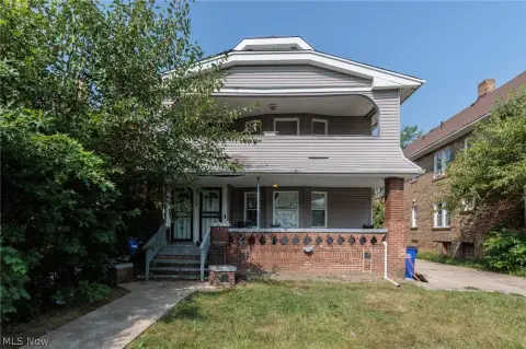 Updated Duplex with Off-Street Parking