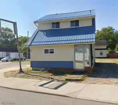 Mixed-Use Property with Office