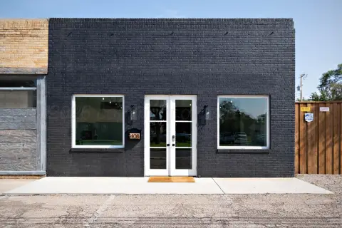 Renovated Commercial Building Near Downtown