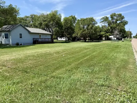 Huron, SD Corner Lot