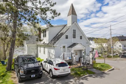 Historic Mixed-Use Waterfront Property