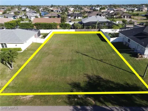 Vacant Lot in Cape Coral