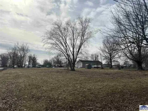 Residential Lot in Lewis, Indiana