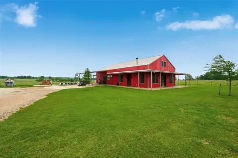 Robinson, TX Farm/Ranch Property