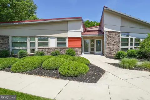 First-Floor Medical Office Suites