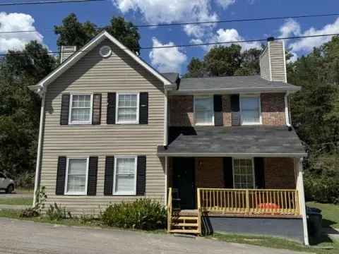 Duplex with Off-Street Parking