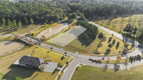 Waterfront Lot in Fairhope Neighborhood