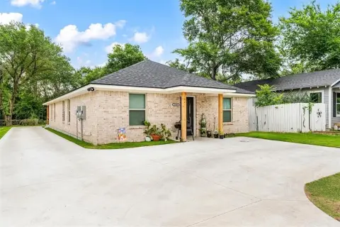 New Duplex in Waco, Texas