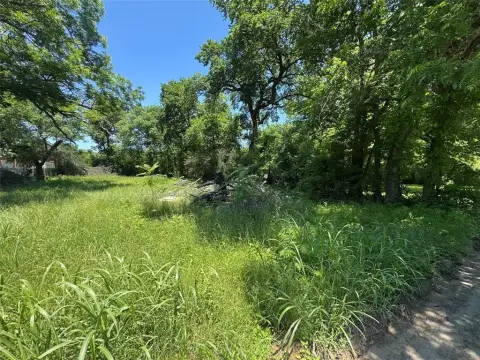 Residential Land in Cleburne, Texas