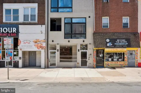 Broad Street Retail Storefront