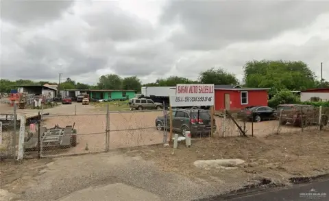 Commercial Land with Storage Structure
