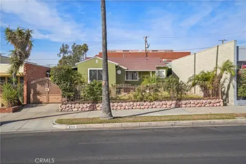 Value-Add Duplex in San Fernando