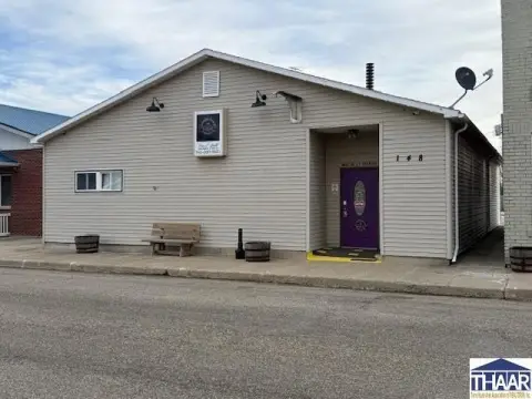 Turnkey Restaurant/Bar in Dana, IN