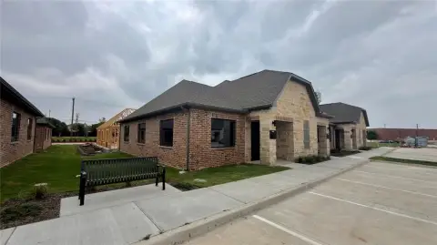 Little Elm Office Space Available