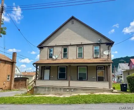 Renovated Duplex with Separate Utilities