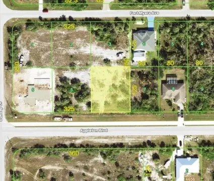 Oversized Lot in South Gulf