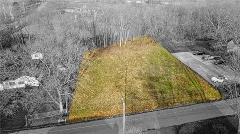 Residential Lot in Thriving Northland