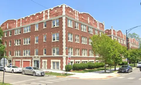 Chicago Multifamily Property For Sale