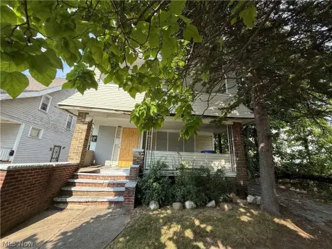 Duplex with Basement