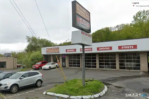 Auto Repair Shop with Four Bays