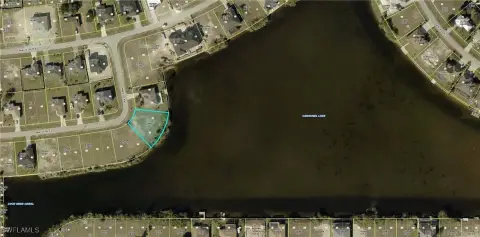 Lakefront Property in Cape Coral