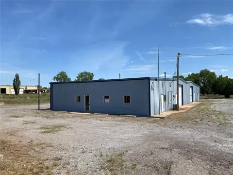Flex Space with Four Overhead Doors