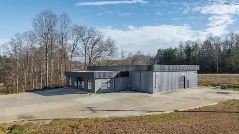 Flex Space with Retail and Warehouse